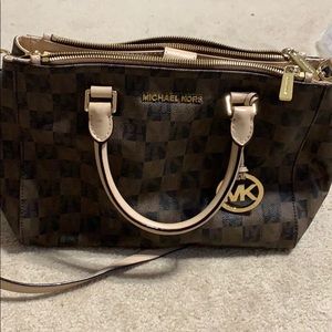 Michael Kors purse